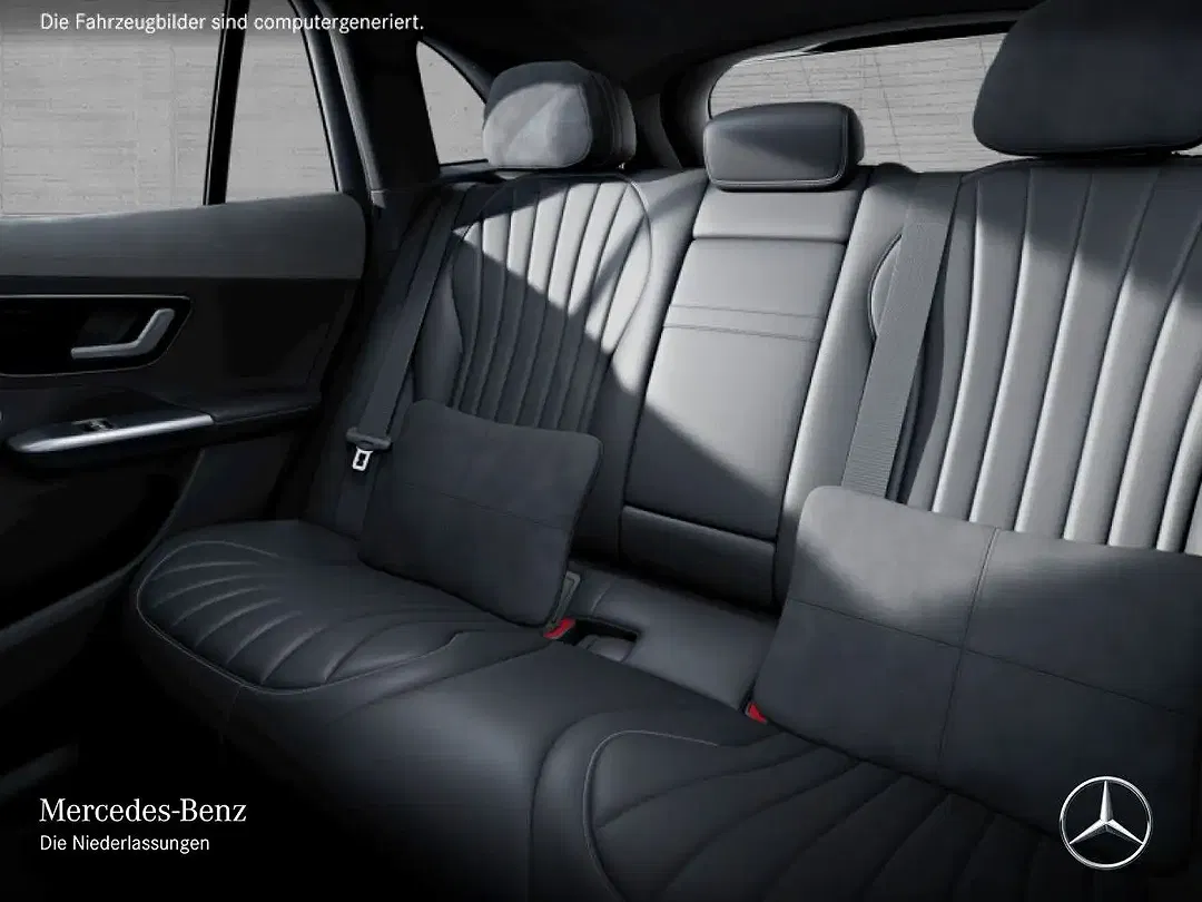 Mercedes-Benz EQE SUV - Thumbnail 12