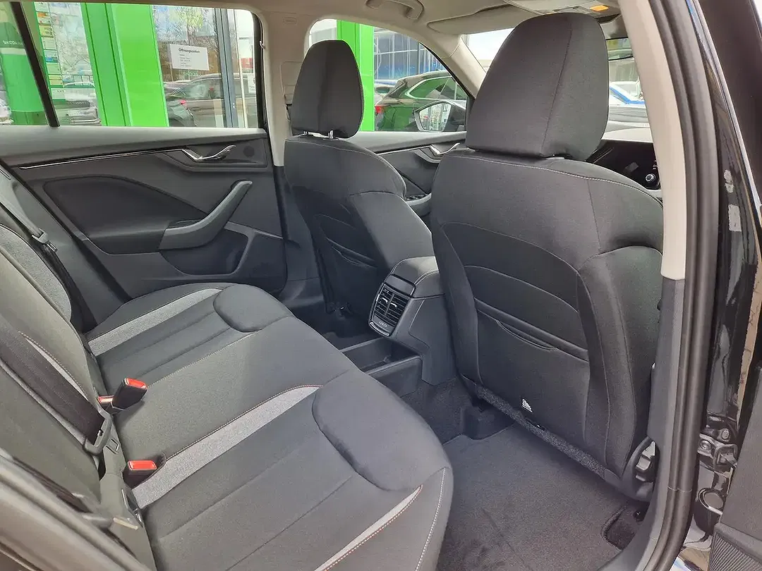 Skoda Kamiq - Thumbnail 7