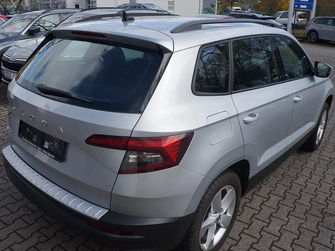 Skoda Karoq - Thumbnail 10