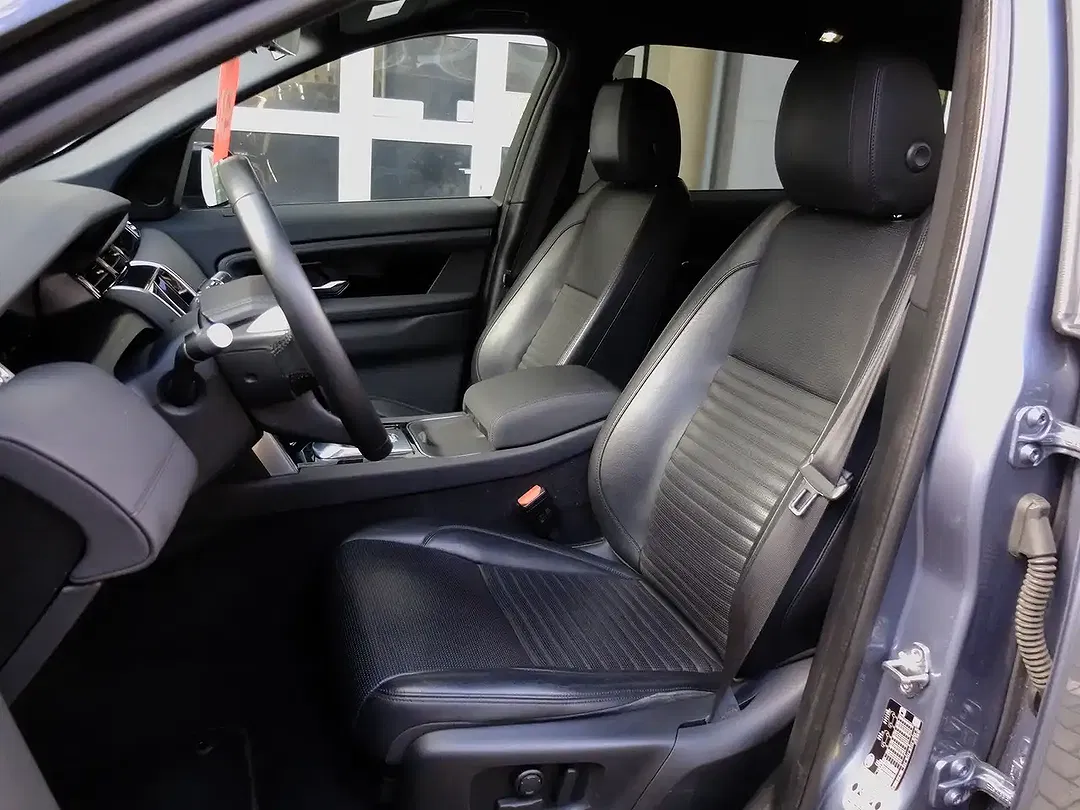 Land Rover Discovery Sport - Thumbnail 13