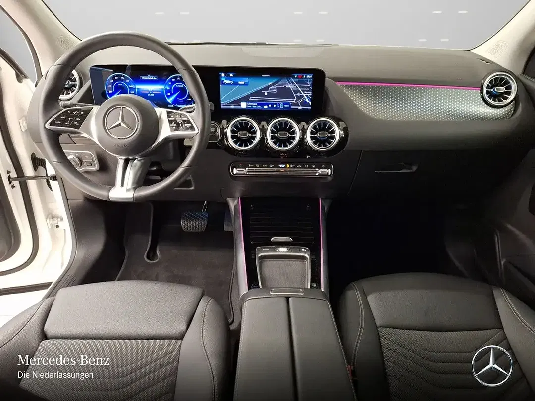 Mercedes-Benz EQA 250 - Thumbnail 12