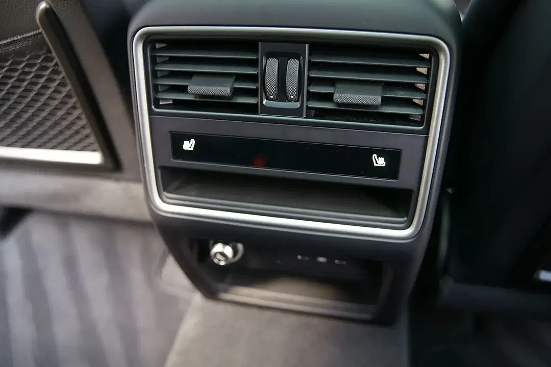 Porsche Cayenne - Thumbnail 15