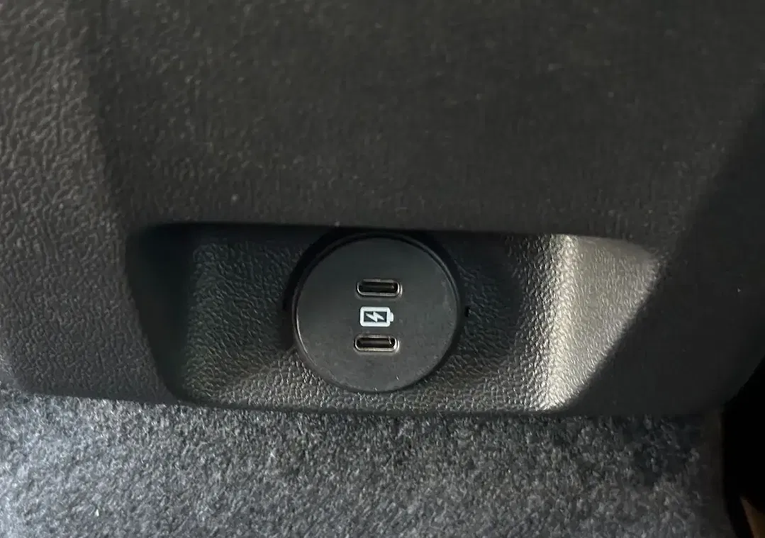 Ford Focus - Thumbnail 10