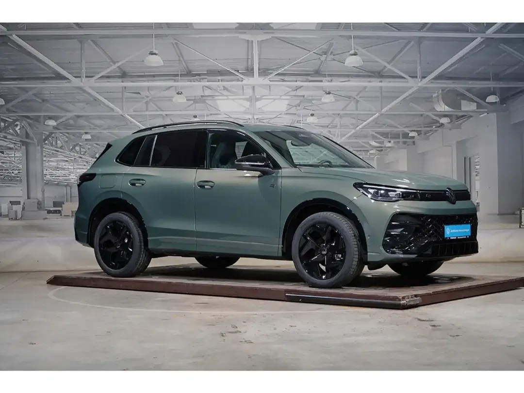 Volkswagen Tiguan - Thumbnail 4