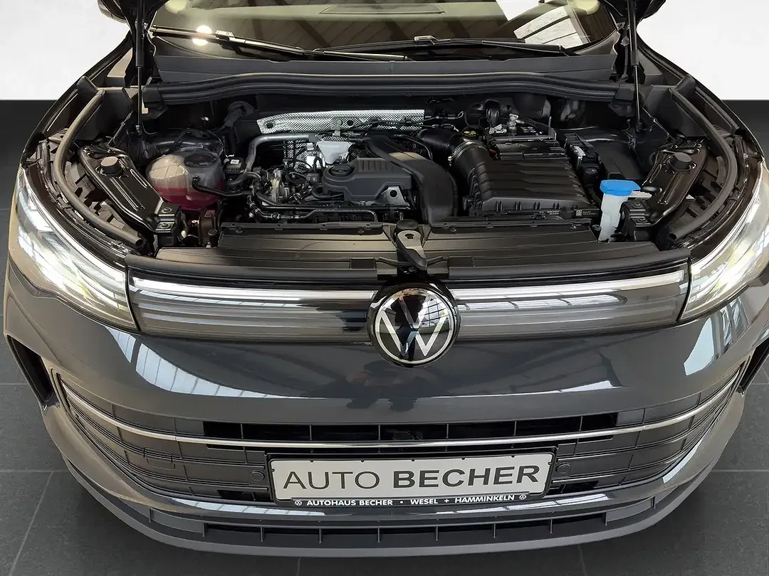 Volkswagen Tiguan - Thumbnail 17