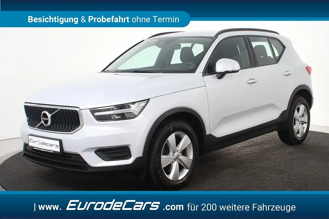 Volvo XC40 T2 Momentum - foto 1