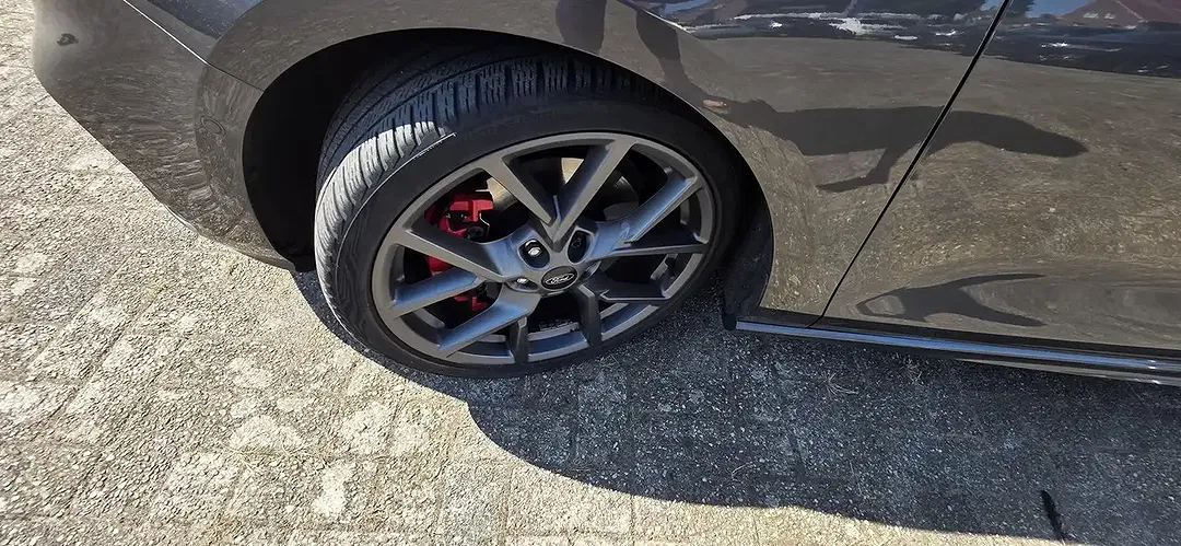 Ford Focus - Thumbnail 5