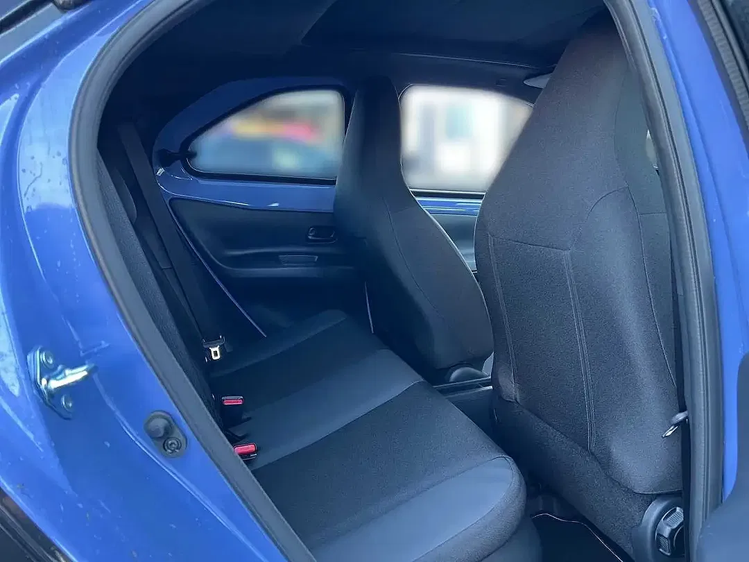 Toyota Aygo X - Thumbnail 7