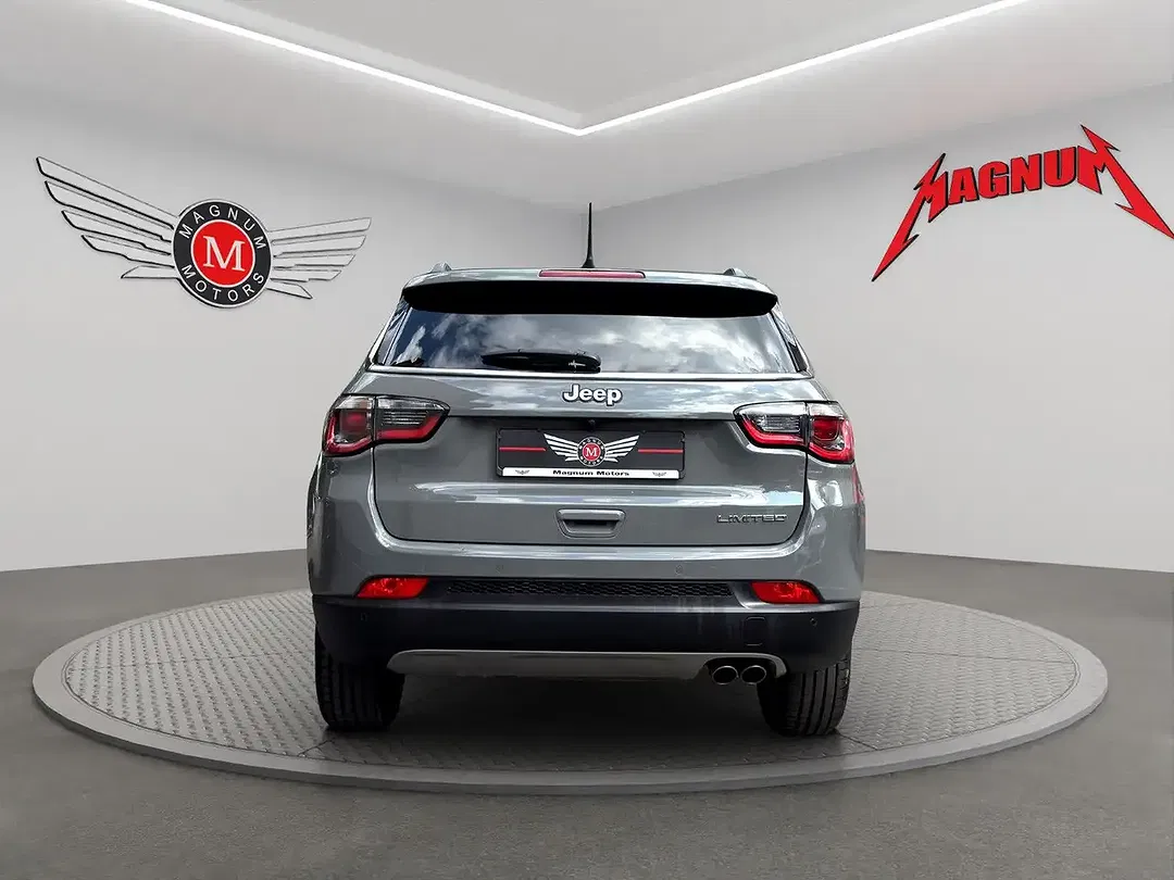 Jeep Compass - Thumbnail 9