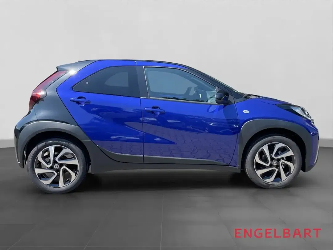 Toyota Aygo X - Thumbnail 5