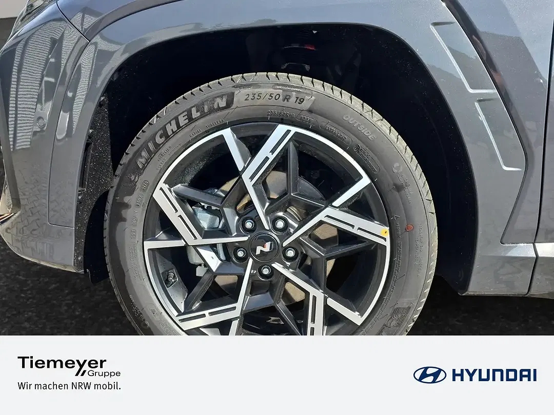 Hyundai TUCSON - Thumbnail 9