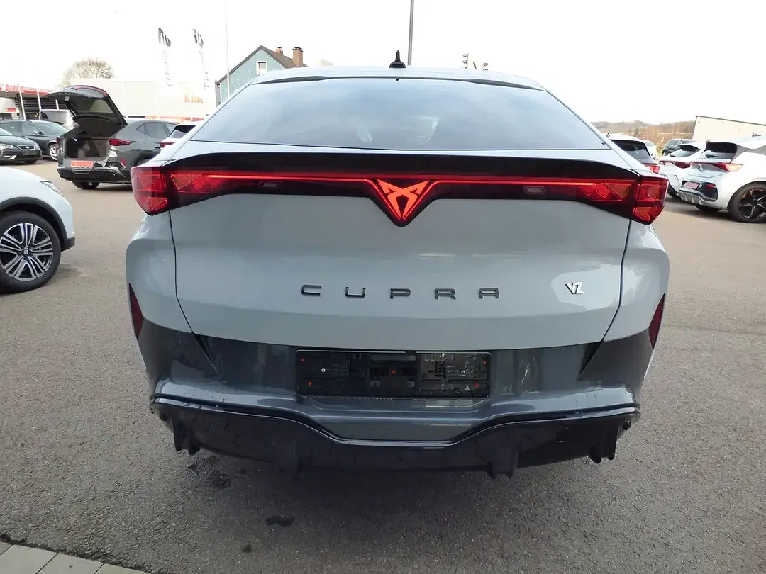 CUPRA Tavascan - Thumbnail 15
