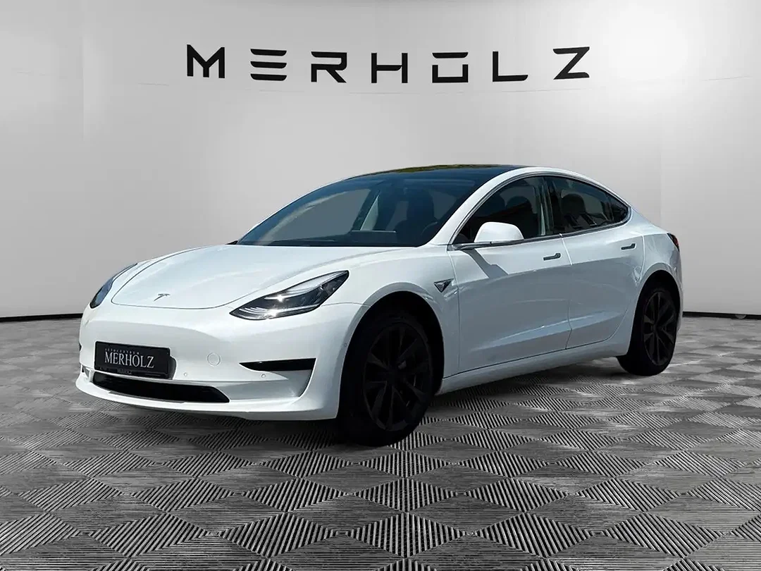 Tesla Model 3 - Afbeelding 1