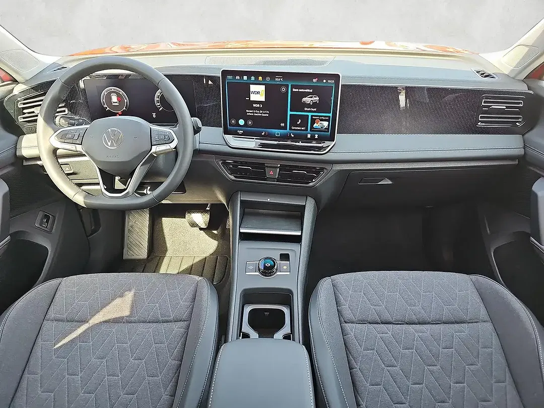 Volkswagen Tiguan - Thumbnail 11