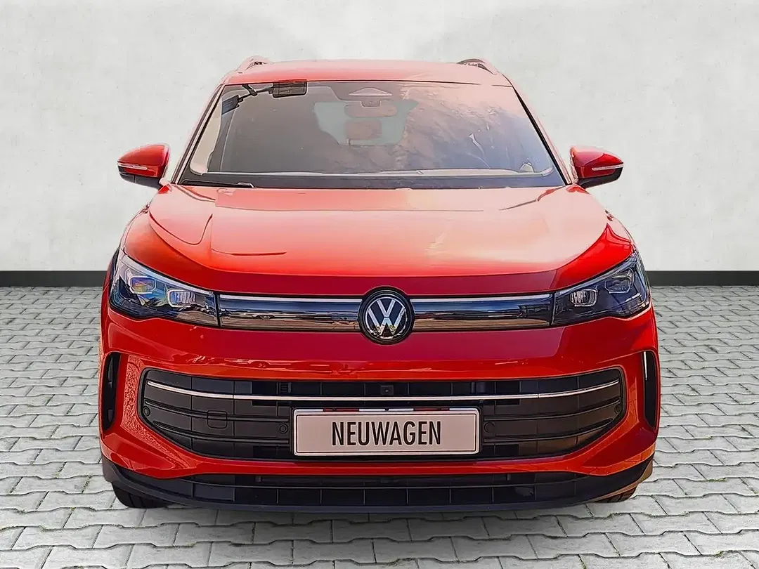 Volkswagen Tiguan - Thumbnail 2