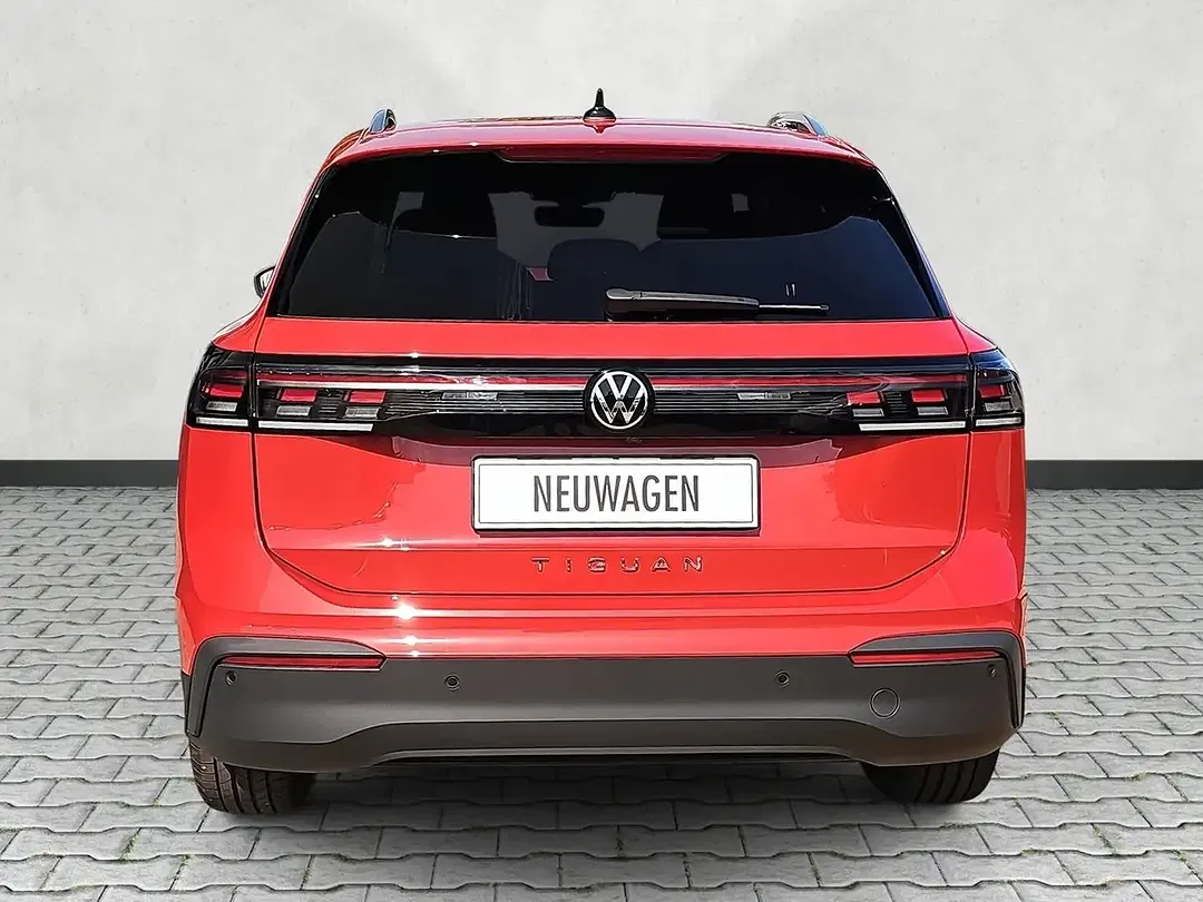 Volkswagen Tiguan - Thumbnail 6