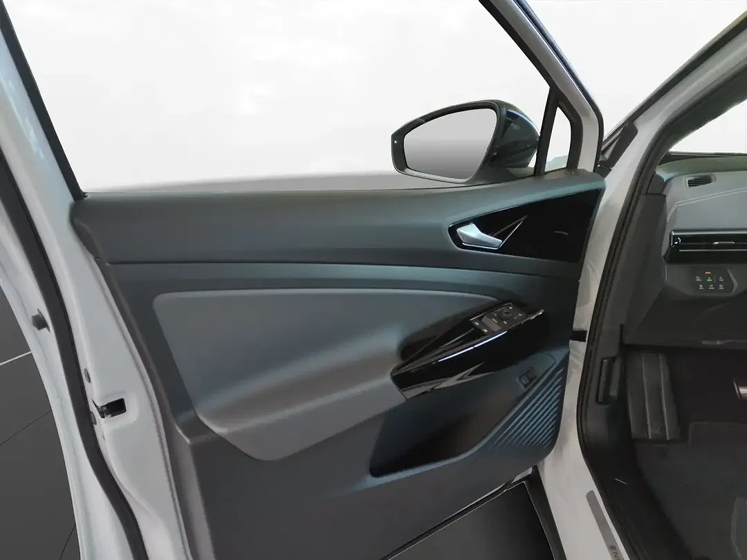 Volkswagen ID.4 - Thumbnail 3