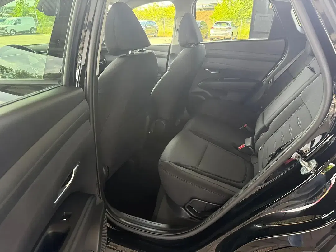 Hyundai TUCSON - Thumbnail 8