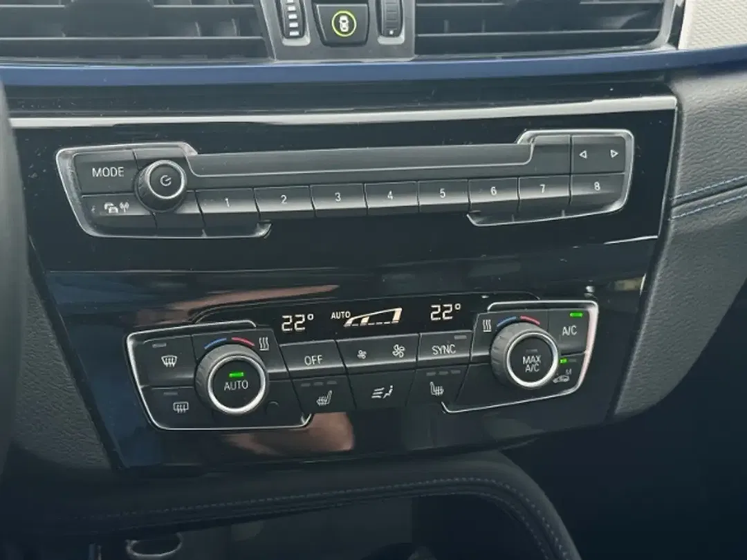 BMW X1 - Thumbnail 12
