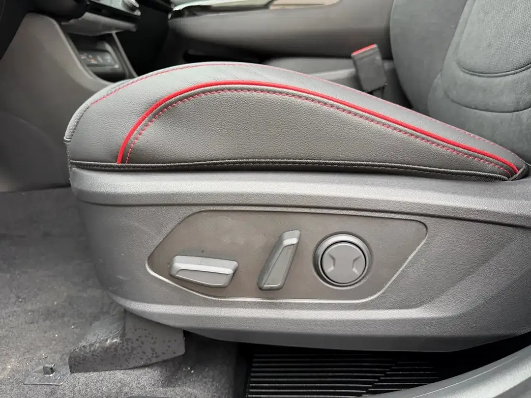 Hyundai TUCSON - Thumbnail 10