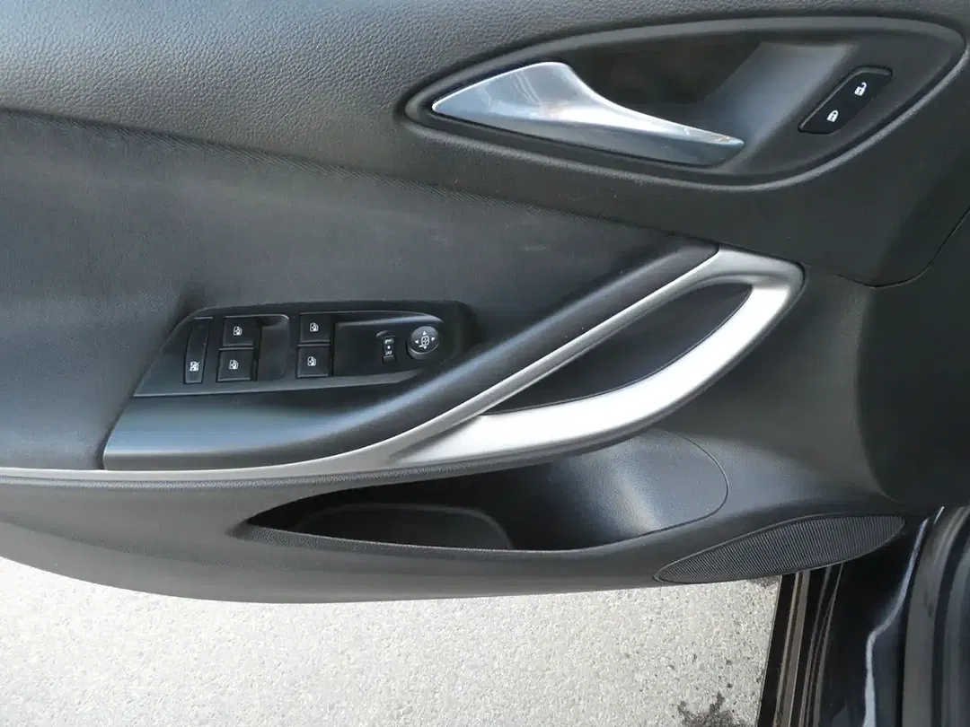 Opel Astra - Thumbnail 13