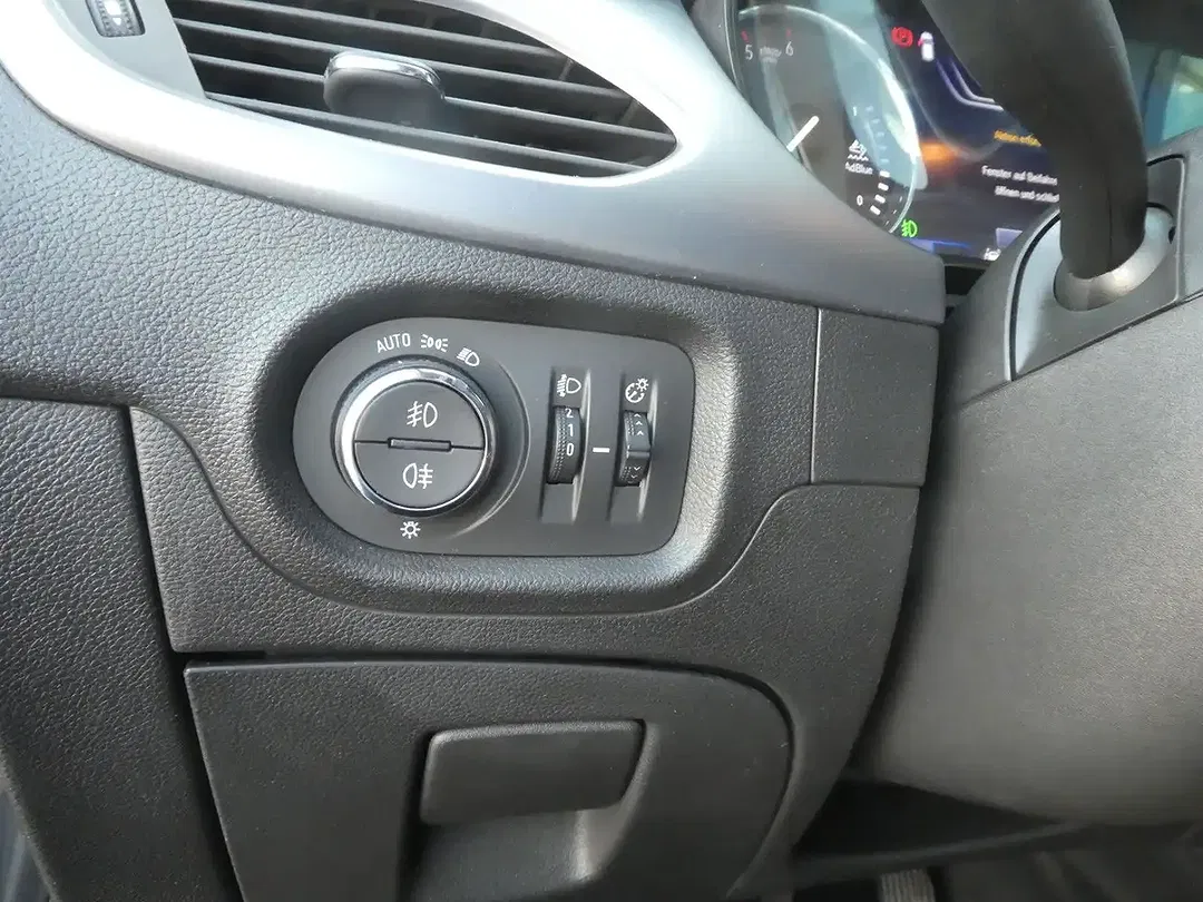 Opel Astra Edition - foto 15