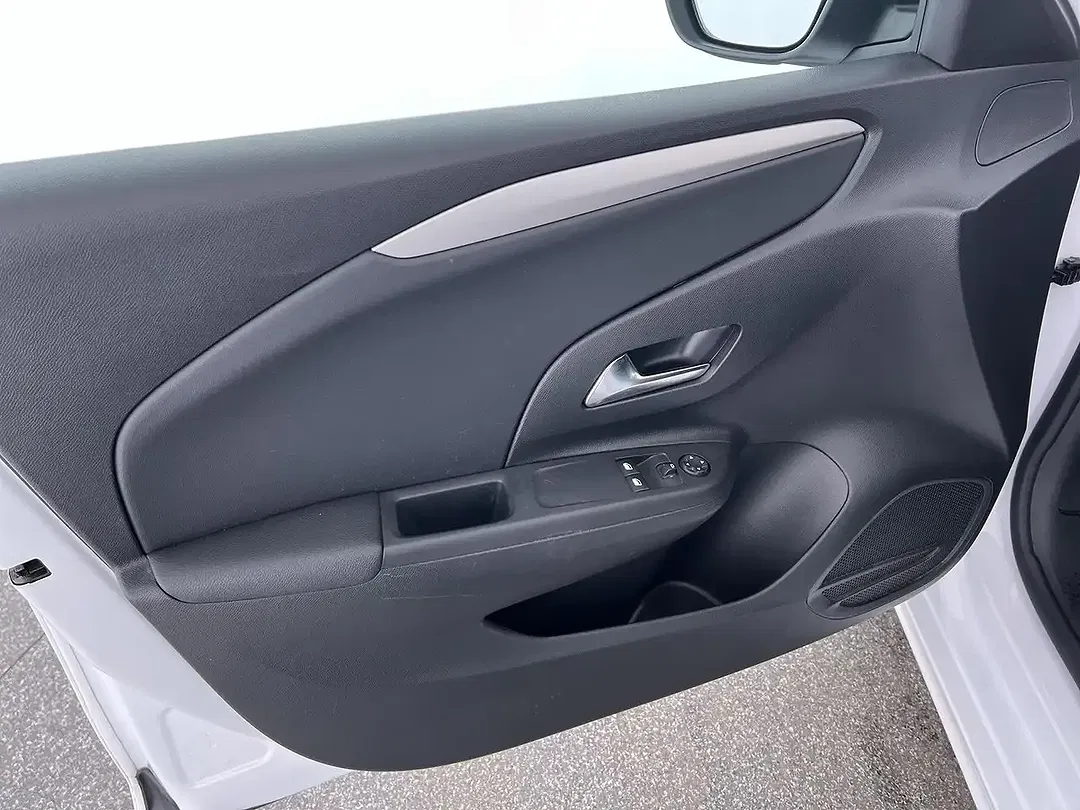 Opel Corsa - Thumbnail 11