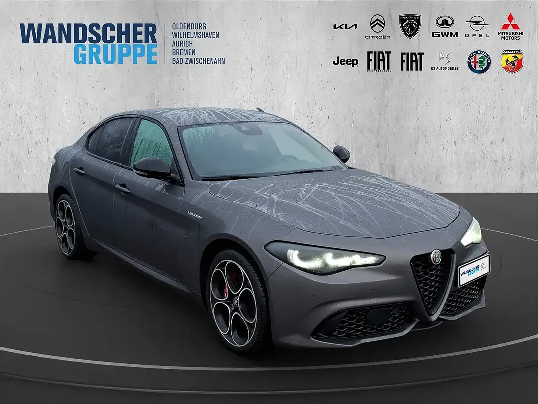 Alfa Romeo Giulia - Thumbnail 7