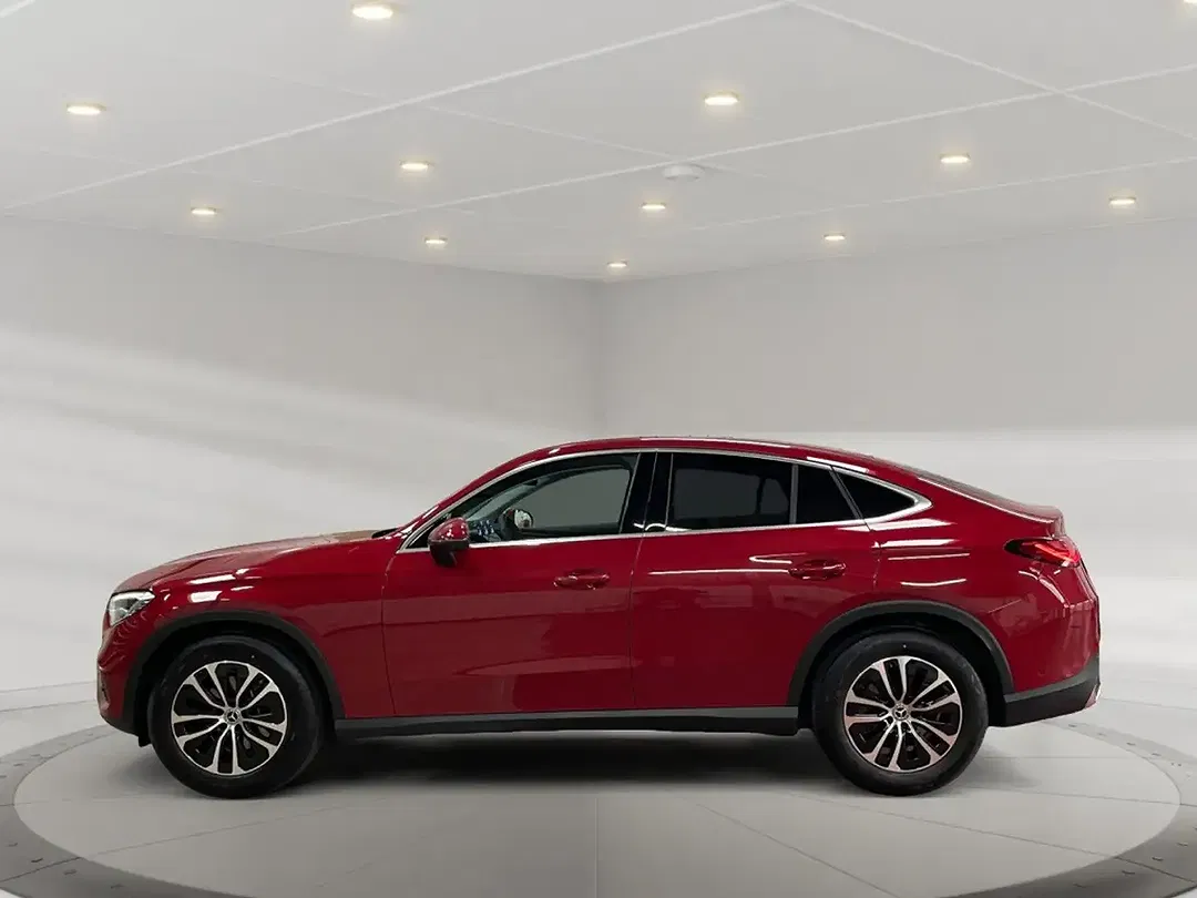 Mercedes-Benz GLC 200 - Thumbnail 3