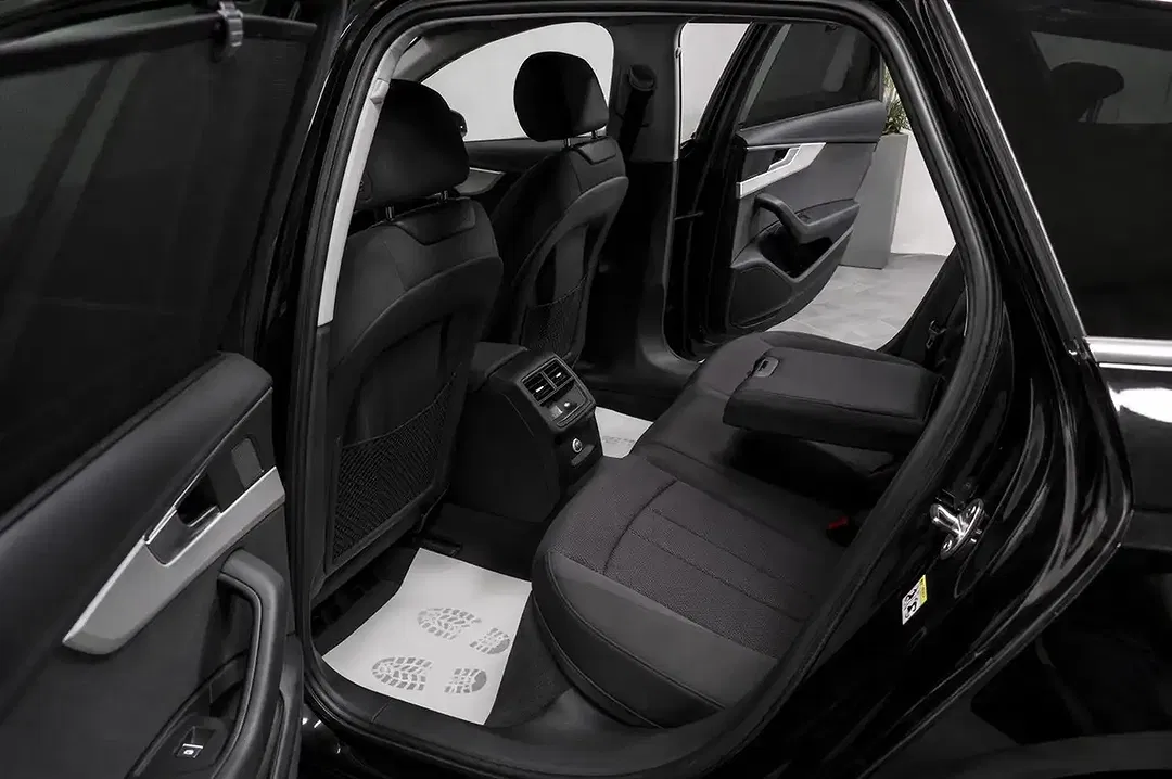 Audi A4 - Thumbnail 7