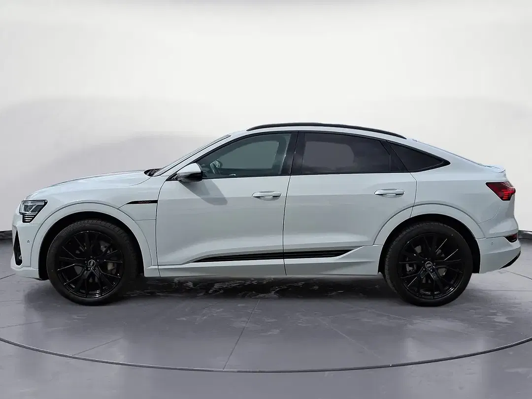 Audi e-tron 55 quattro S line - foto 2