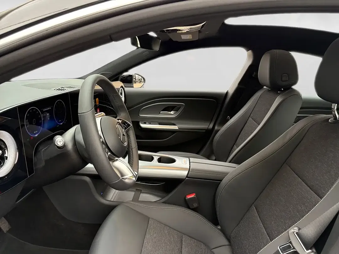 Mercedes-Benz CLA 180 - Thumbnail 10