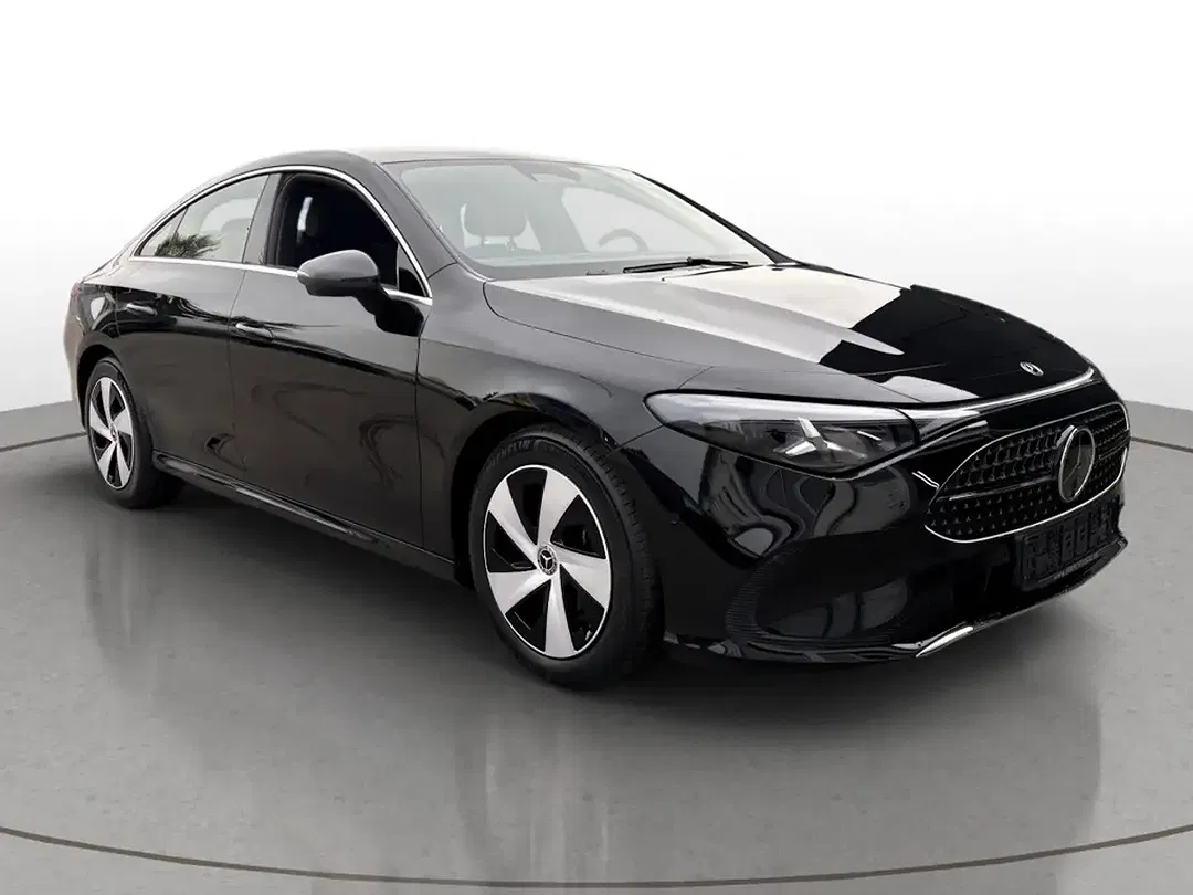 Mercedes-Benz CLA 180 - Thumbnail 3