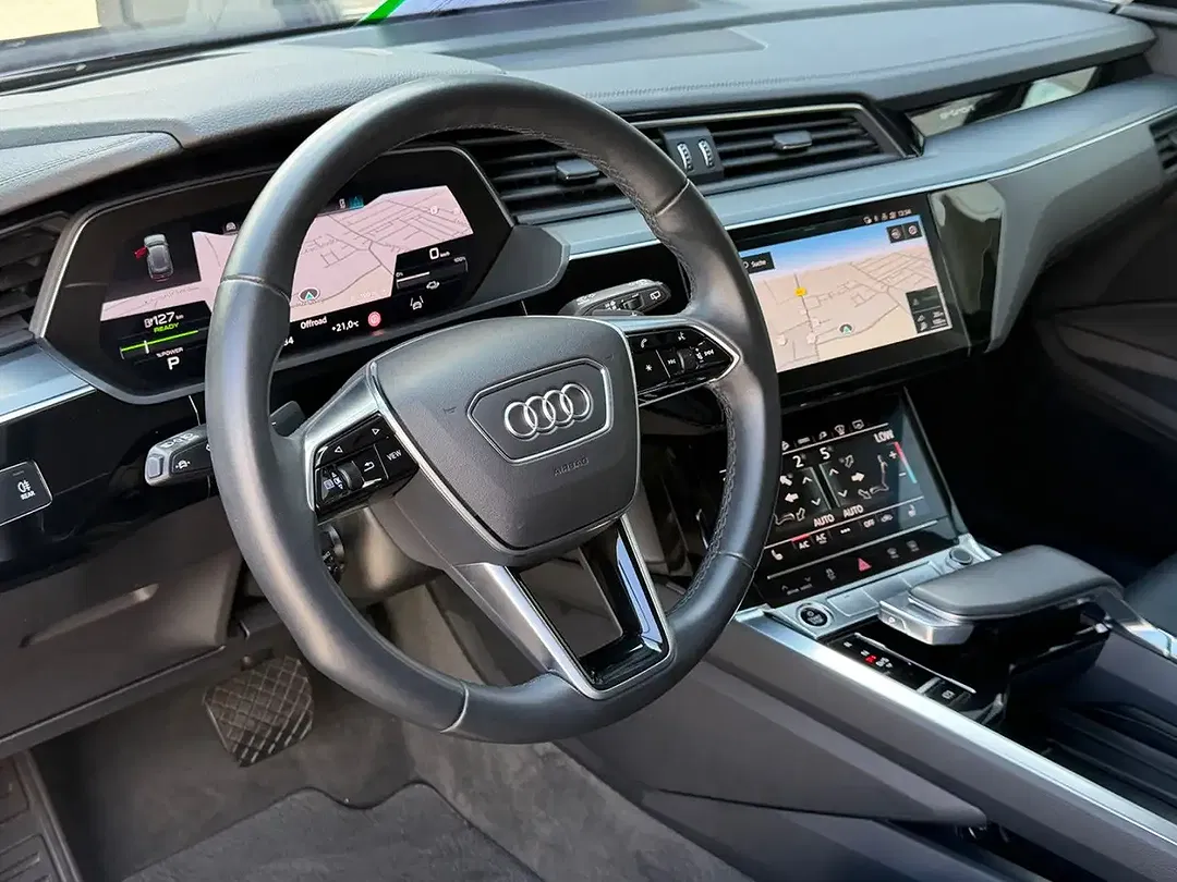 Audi e-tron - Thumbnail 12