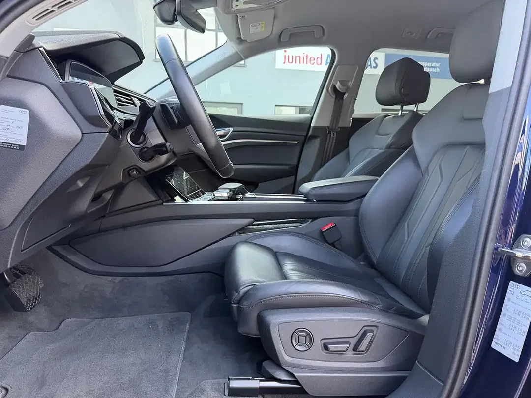 Audi e-tron - Thumbnail 8