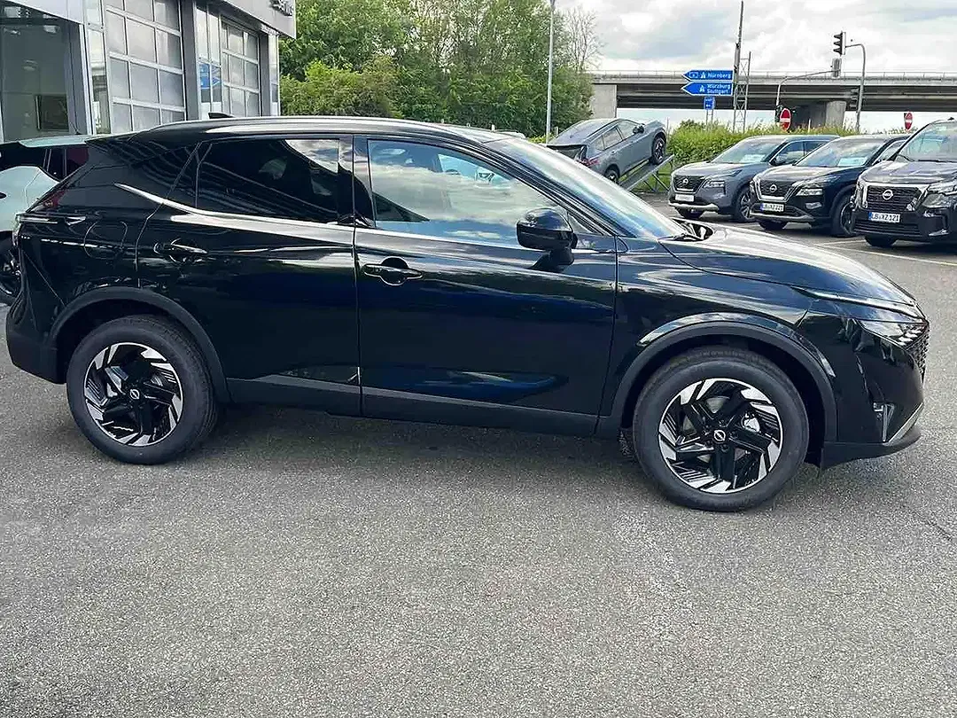 Nissan Qashqai - Thumbnail 6