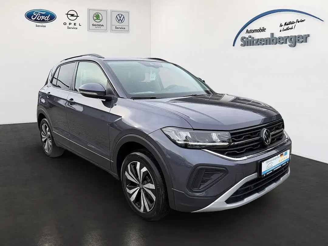 Volkswagen T-Cross - Thumbnail 2