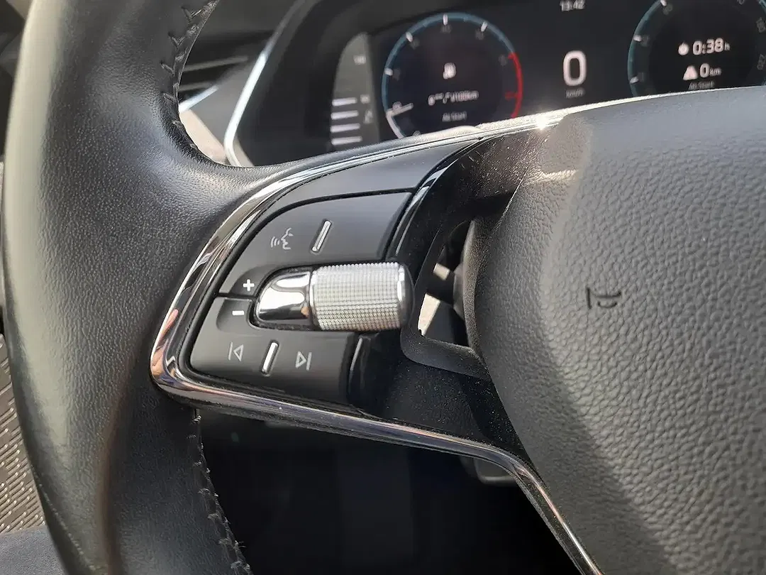 Skoda Octavia - Thumbnail 24