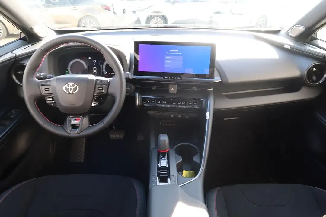 Toyota C-HR - Thumbnail 11