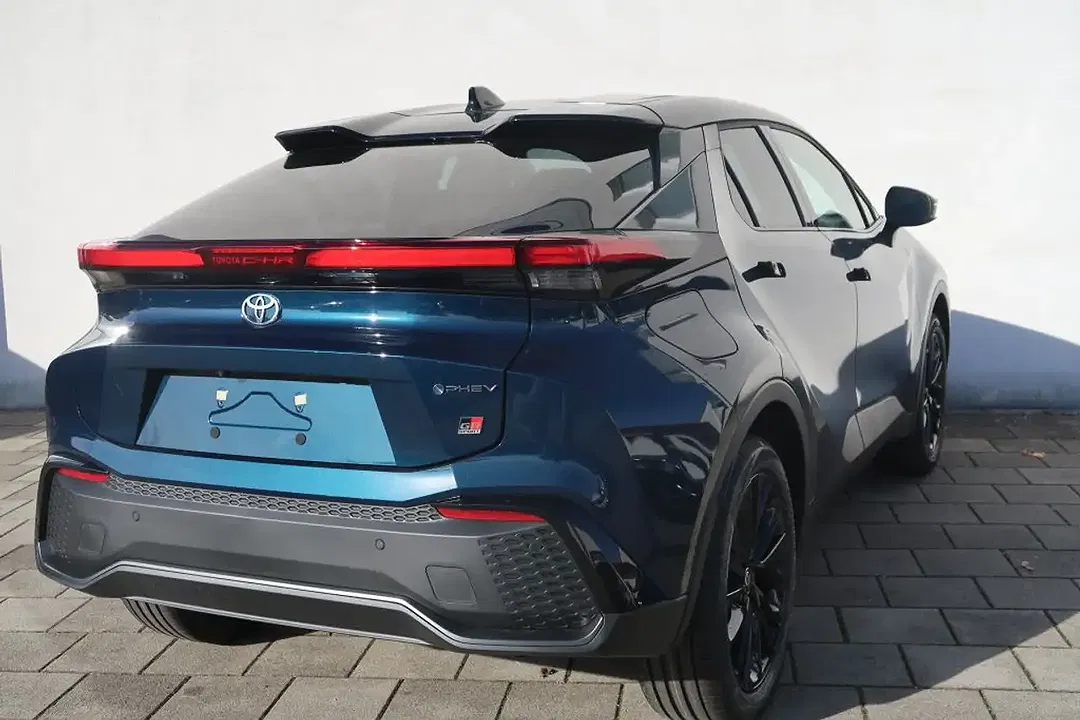 Toyota C-HR - Thumbnail 6