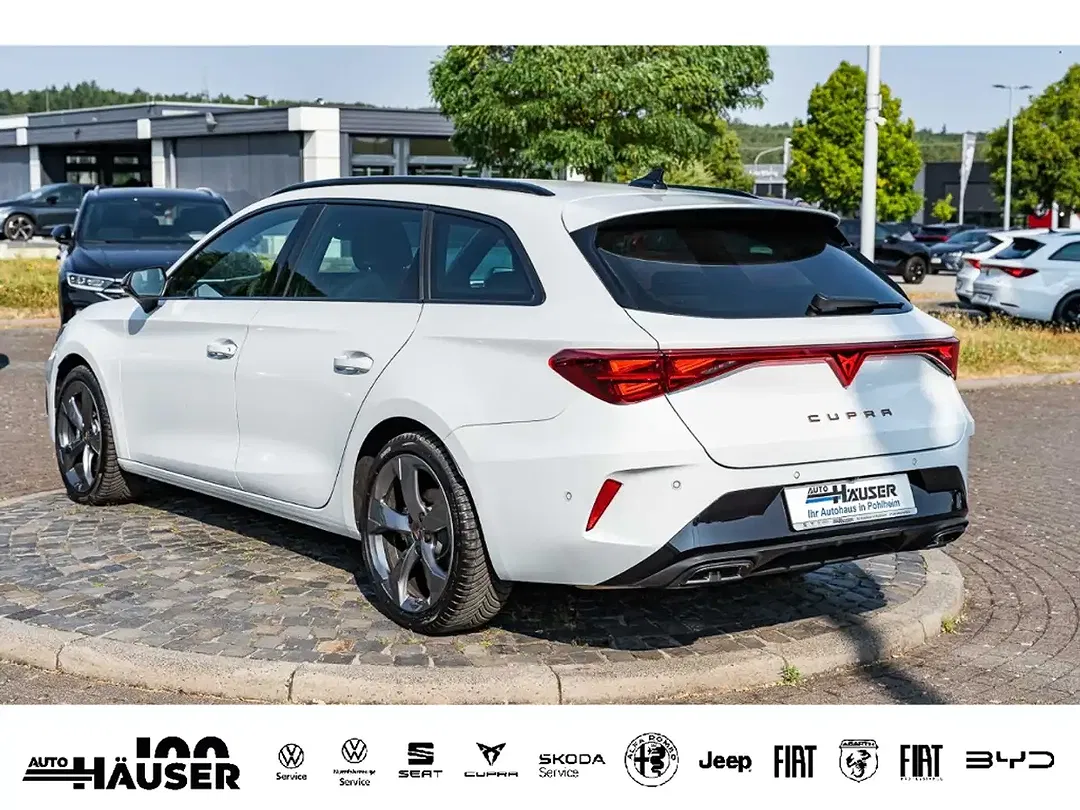 CUPRA Leon 2.0 TSI DSG 4Drive Sportstourer - foto 2