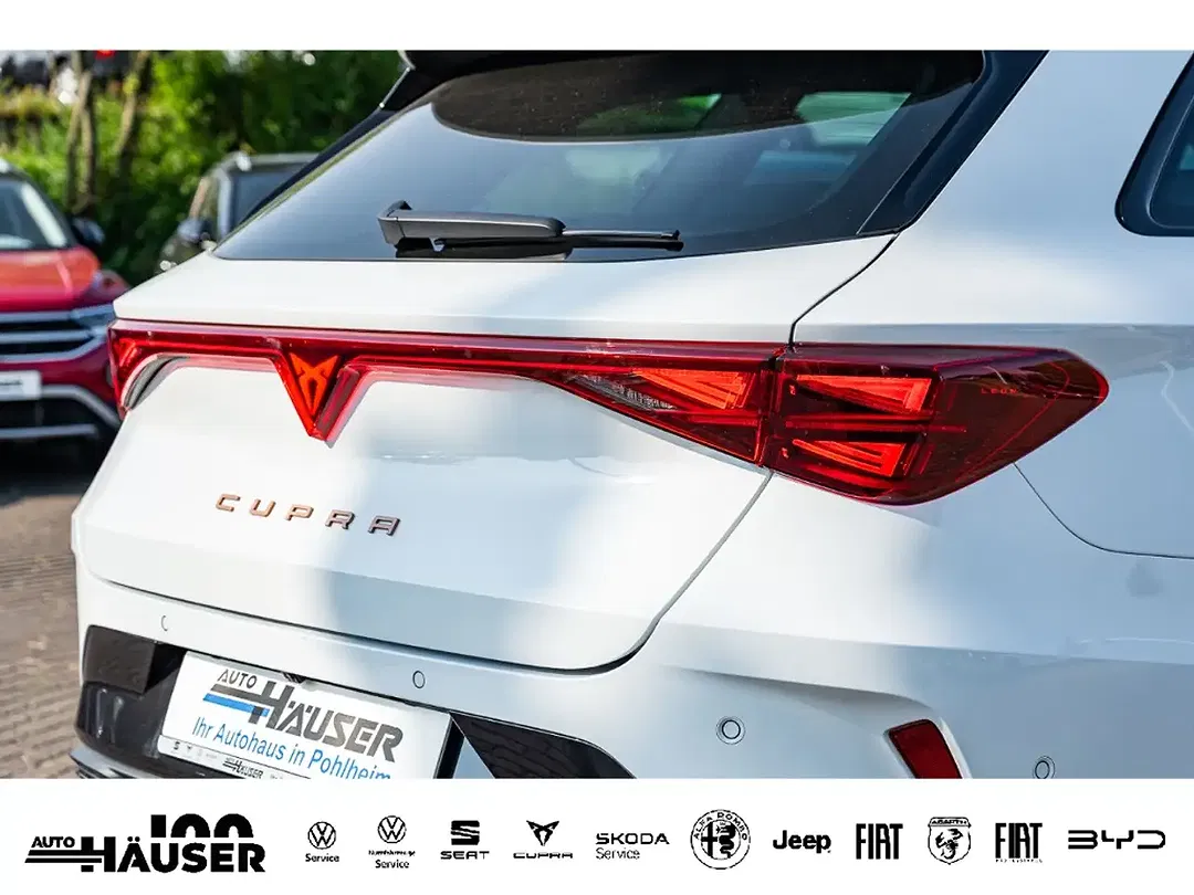 CUPRA Leon - Thumbnail 4