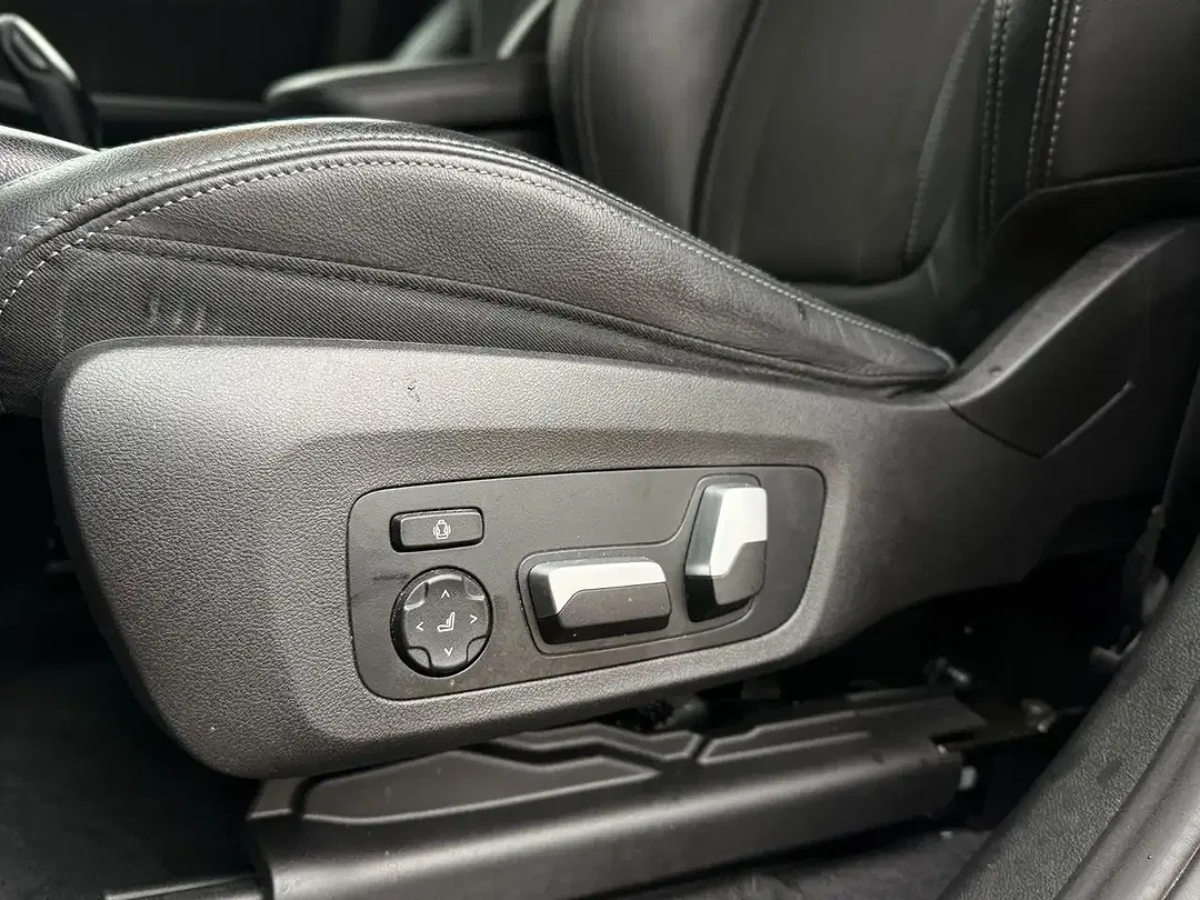BMW X4 xDrive Advantage - foto 15