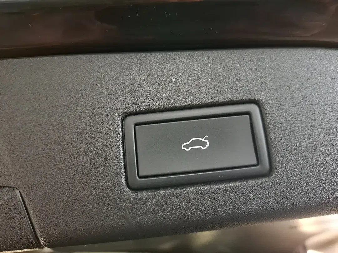 Volkswagen ID.4 - Thumbnail 15