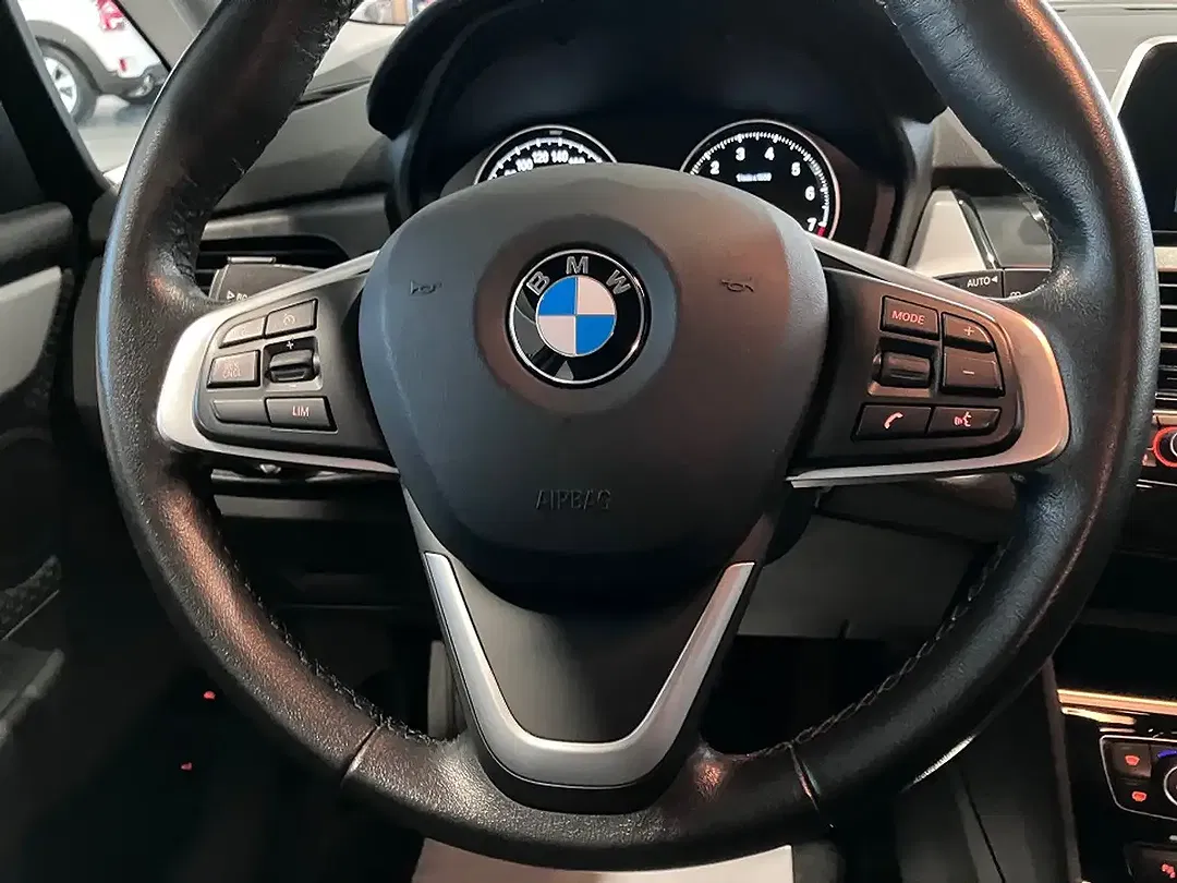 BMW 225 - Thumbnail 5