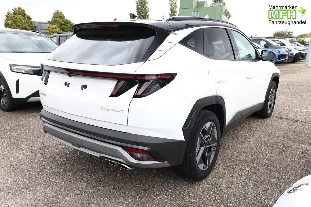 Hyundai TUCSON - Thumbnail 2