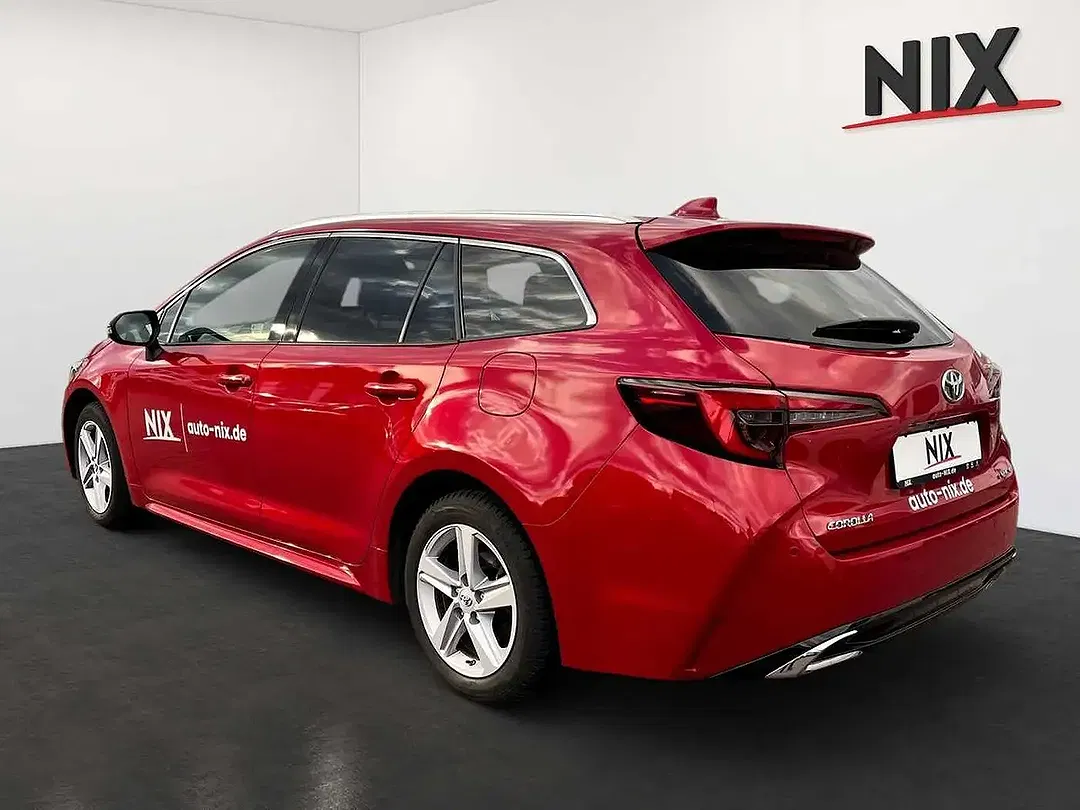 Toyota Corolla - Thumbnail 2