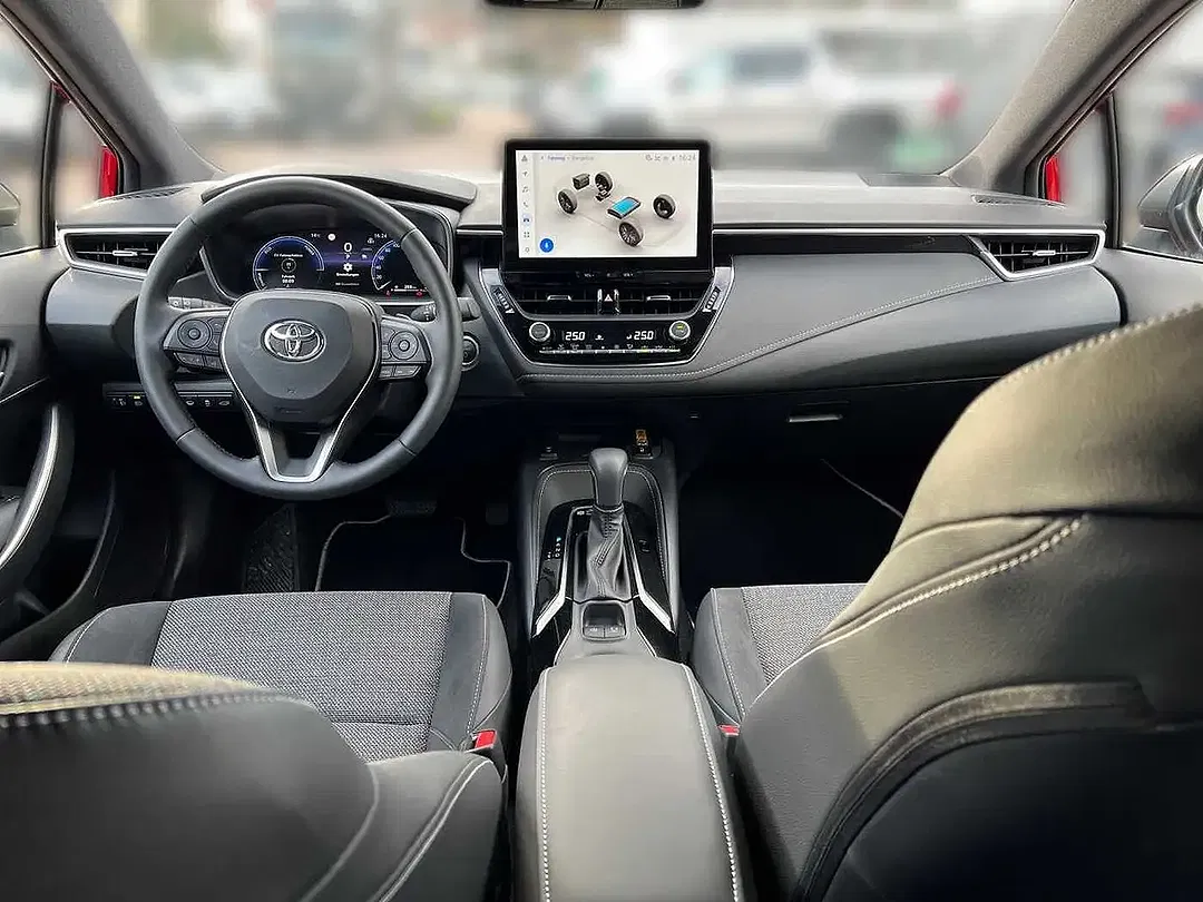Toyota Corolla - Thumbnail 8