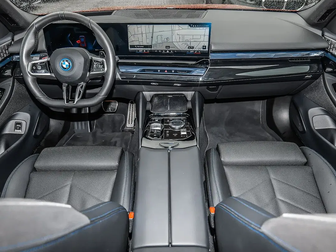 BMW 550 - Thumbnail 3