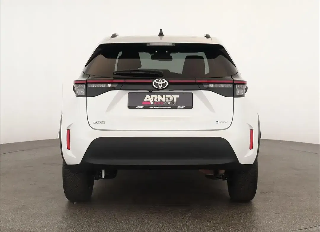 Toyota Yaris Cross - Thumbnail 6